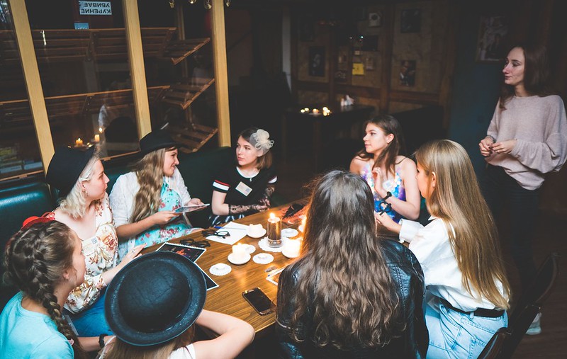 Выездные квесты на Международный женский день: интерактивное мероприятие в школе Krasnodar.