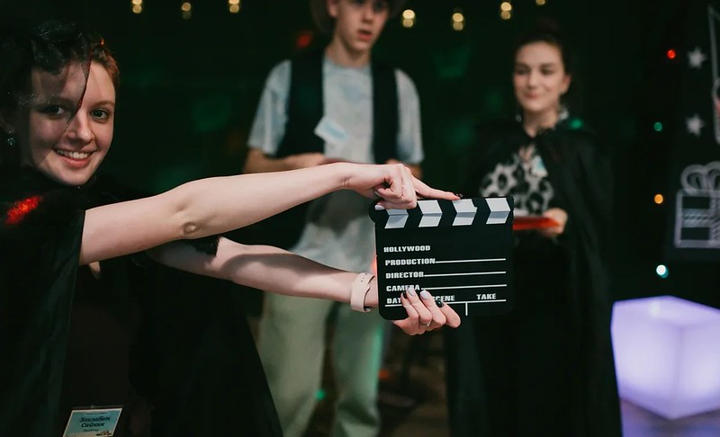 Городские огни и праздничное настроение в Krasnodar