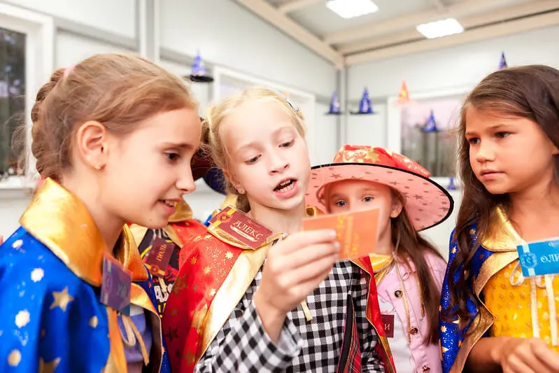 Новый год в Краснодаре глазами школьников: квесты, игры и секреты организации