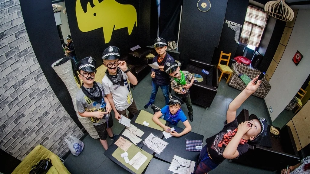 Квест на&nbsp;23&nbsp;февраля в&nbsp;школе &laquo;Дом с&nbsp;привидениями&raquo;: от&nbsp;глаз внимательных сыщиков не&nbsp;укроется ни&nbsp;одна улика. 